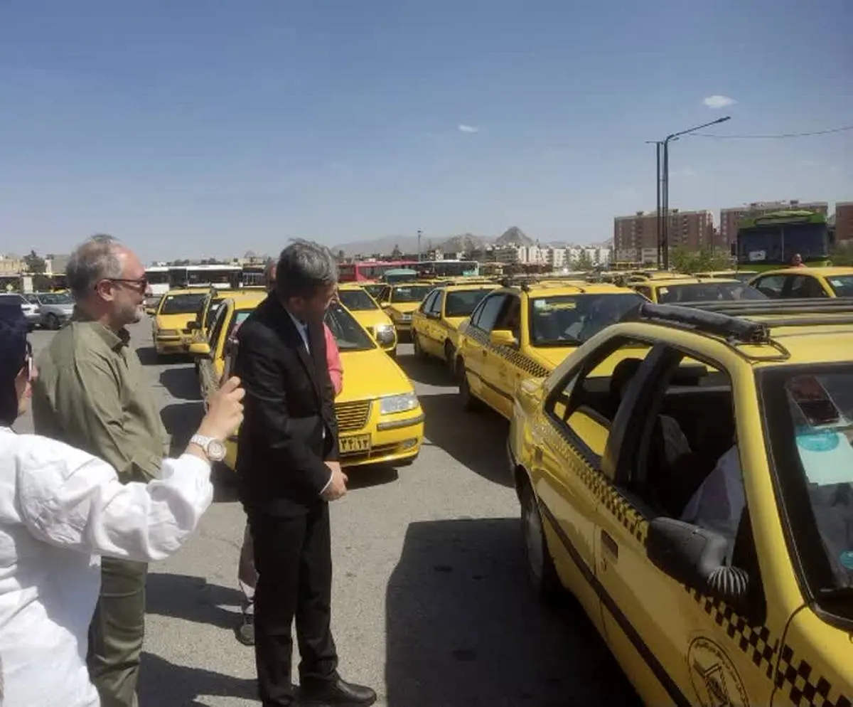 بزرگترین رالی ناوگان تاکسیرانی کشور در اصفهان برگزار شد