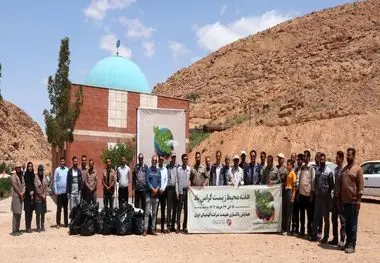 برگزاری همایش پاکسازی طبیعت در تنگه گزی جاجرم به مناسبت هفته محیط زیست