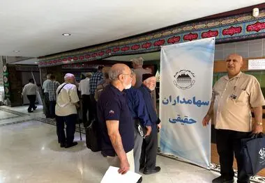 تا دقایقی دیگر مجمع سالیانه چادرملو آغاز می‌شود