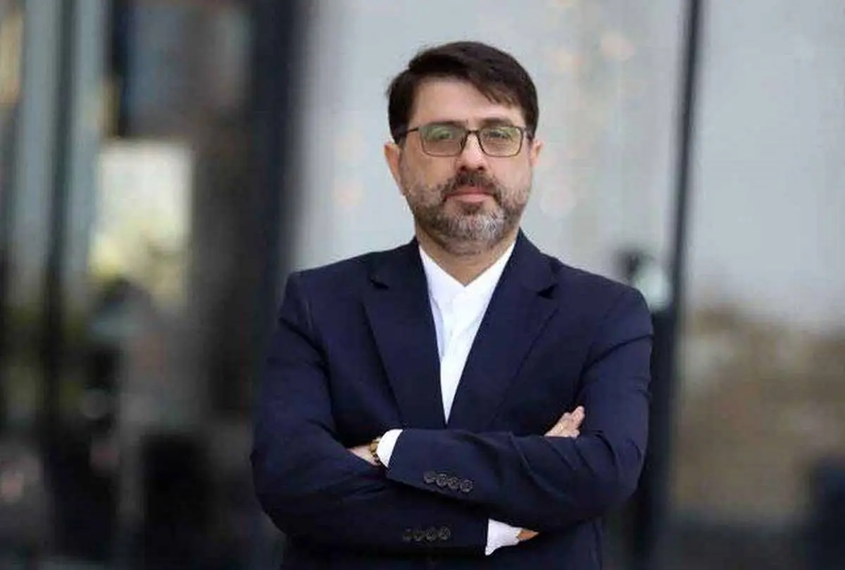 معاون ارتباطات و اطلاع‌رسانی دفتر معاون اول رئیس‌جمهور در گفتگوی تفصیلی با ایسنا:
دولت نگاه ویژه‌ای به استان‌های کم برخوردار دارد/ تمرکززدایی به کاهش بروز فساد کمک می‌کند/وفاق در سطح رویکرد است و جامعه دانشگاهی می‌تواند زمینه تبدیل آن را به گفتمان فراهم 