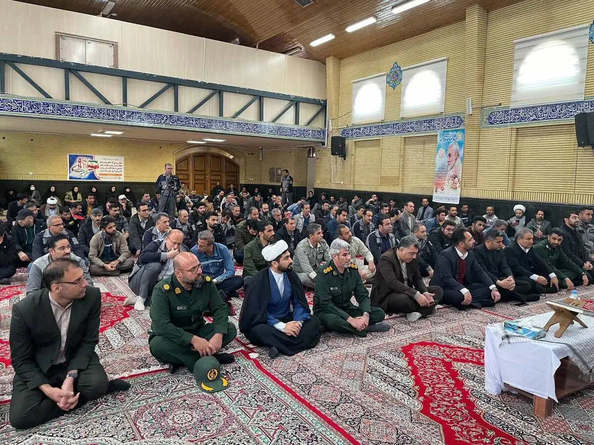 هم اکنون ؛ مراسم گرامیداشت
حماسه ۹ دی