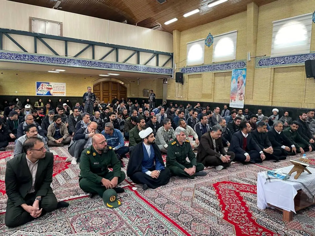 هم اکنون ؛ مراسم گرامیداشت
حماسه ۹ دی