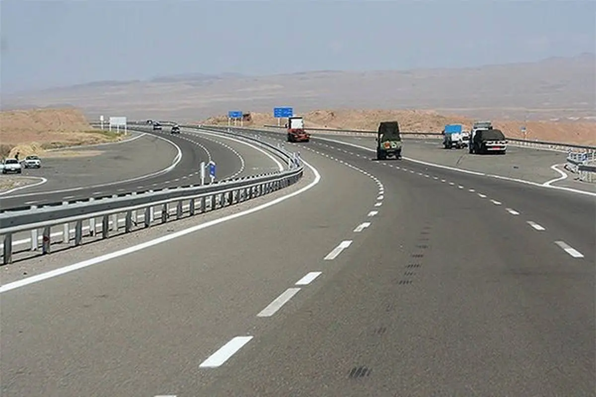 اضافه شدن ۳۰۰ کیلومتر بزرگراه به شبکه جاده‌ای کشور