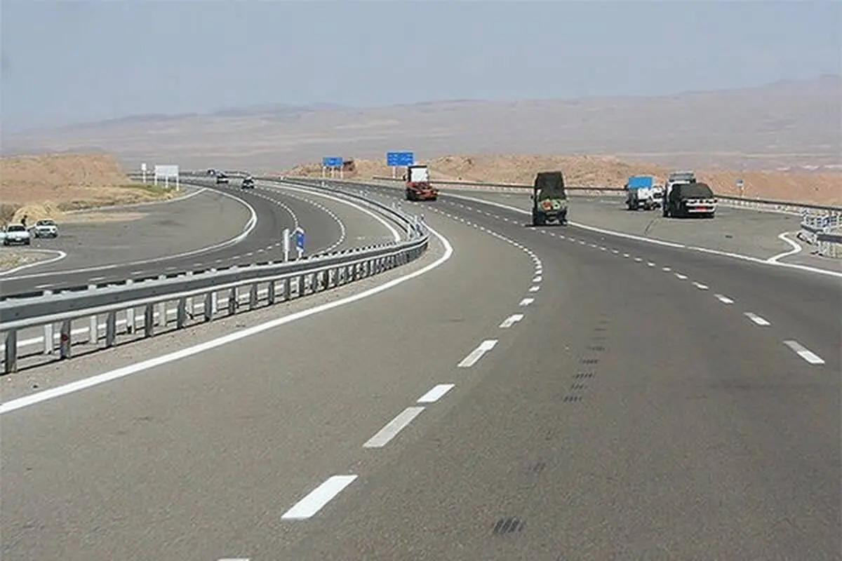 اضافه شدن ۳۰۰ کیلومتر بزرگراه به شبکه جاده‌ای کشور