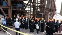 بازدید جمعی از دانشگاهیان هرمزگان از شرکت صبا فولاد خلیج فارس در قالب دوره روایت پیشرفت "صمت انقلاب"
بازدید جمعی از دانشگاهیان هرمزگان از شرکت صبا فولاد خلیج فارس در قالب دوره روایت پیشرفت "صمت انقلاب