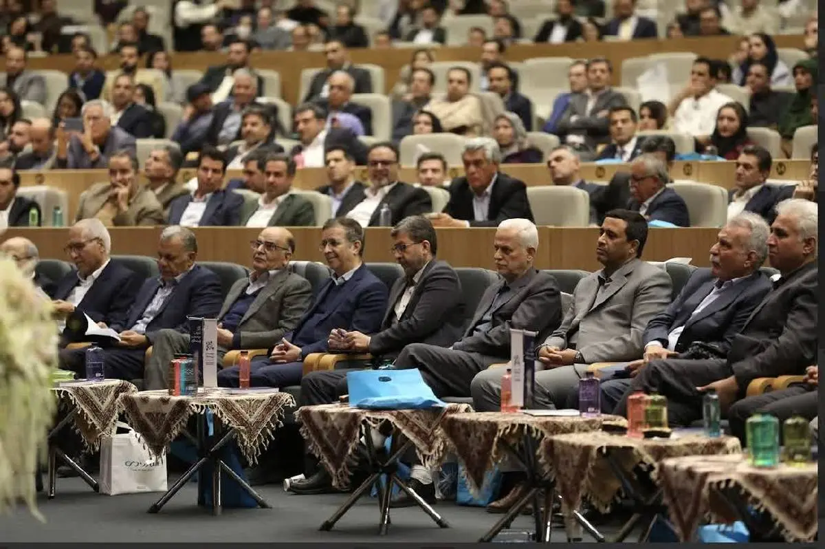 اولین اجلاس کشوری انبوه سازان وتوسعه گران  به میزبانی اصفهان برگزار شد 