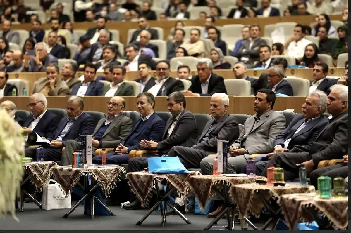 اولین اجلاس کشوری انبوه سازان وتوسعه گران  به میزبانی اصفهان برگزار شد 