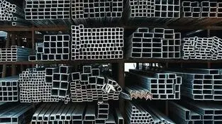 چگونه فولاد مبارکه حباب بازار آزاد را در هم شکست؟
