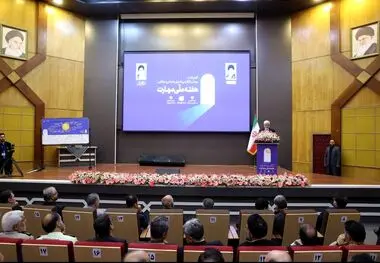 باید با نهادهای علمی جهان ارتباط تنگاتنگ داشته باشیم/ در حال گذار از صنعت وابسته به ملی هستیم/ باید فناوران میدان‌داری کنند/ بدنبال همکاری دو بخش علمی و فناوری هستیم/ نباید در فناوری‌های نوظهور هیچ عقب ماندگی از هیچ کشور پیشرفته‌ای داشته باشیم/ تاکید بر ا