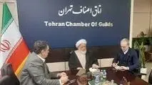 استفاده از همه ظرفیت های قانونی موجود در مجمع تشخیص مصلحت نظام برای رفع مشکلات صنوف