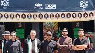 لبیک یا خامنه‌ای
