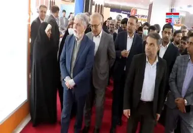 نگاهی بر چهارمین نمایشگاه صنایع دریا محور بندرعباس و حضور شرکت فولاد هرمزگان در این نمایشگاه از دریچه دوربین روابط عمومی