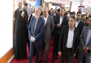 نگاهی بر چهارمین نمایشگاه صنایع دریا محور بندرعباس و حضور شرکت فولاد هرمزگان در این نمایشگاه از دریچه دوربین روابط عمومی