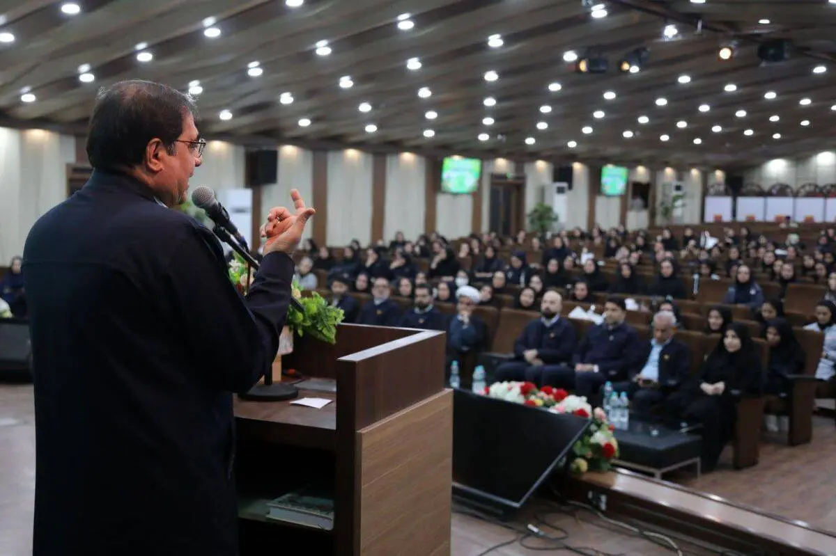 جشن بانوی کرامت ویژه‌ی بانوان شاغل گروه فولاد خوزستان برگزار شد

