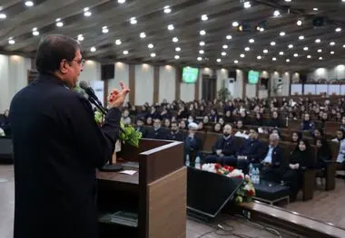 جشن بانوی کرامت ویژه‌ی بانوان شاغل گروه فولاد خوزستان برگزار شد

