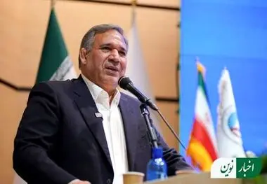 رئیس کمیسیون اقتصادی مجلس در آیین گرامیداشت نودسالگی بیمه ایران مطرح کرد؛
۹۰ سال نقش‌آفرینی بیمه ایران در توسعه اقتصاد ملی