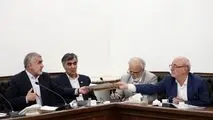 دکتر عارف: ستاد، نقش هماهنگی دارد/ صدای واحدی برای مبارزه با فساد داشته باشیم/نتایج اجماع داخلی قابل مشاهده است/ جامعه نسبت به مسئله فساد حساس است/ به جای رسیدگی به مسائل جزئی باید به سمت ریشه‌کن کردن مفاسد اقتصادی حرکت کنیم