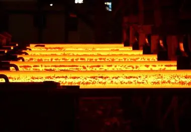 ثبت رکورد تولید ماهیانه و روزانه شمش فولادی در غدیر نی ریز