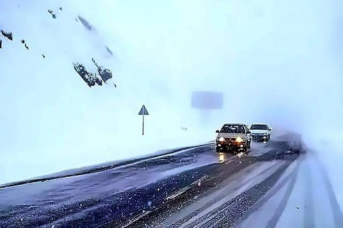 استفاده از مصالحی نوین برای جلوگیری از یخ‌زدن جاده‌ها