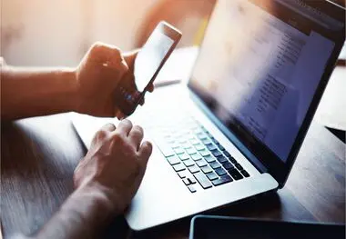 بررسی تخلف در عرضه غیرمجاز «اینترنت پرو»