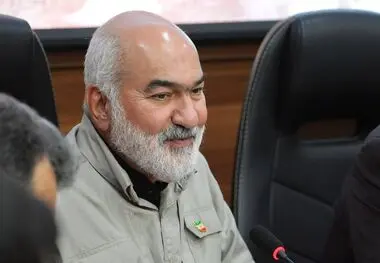 استاندار خوزستان در دیدار با وزیر صمت و مدیرعامل شرکت‌فولاد خوزستان با اشاره به برنامه‌های بازسازی واحدهای آسیب‌دیده گفت: 