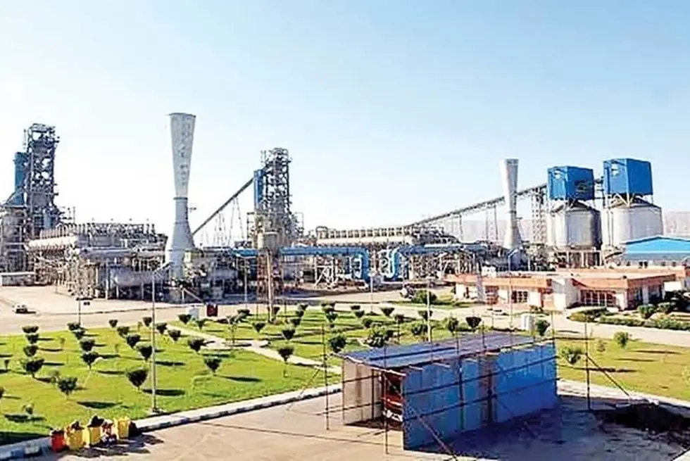 سناریوهای سودآوری شرکت فولاد هرمزگان بررسی شد؛
از رکوردزنی در تولید تا رشد صادرات و فروش