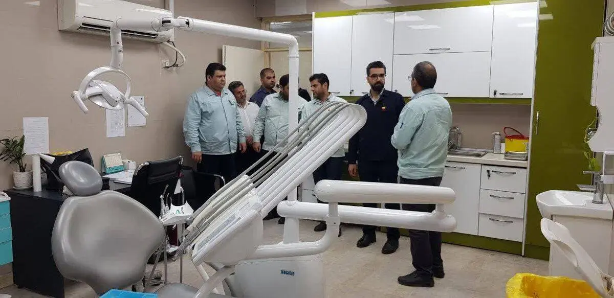 بازدید سرزده معاون منابع انسانی و امور اجتماعی از درمانگاه شرکت فولاد خوزستان

