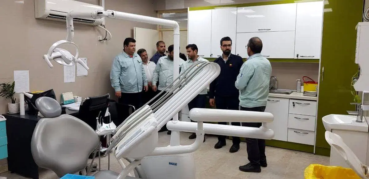 بازدید سرزده معاون منابع انسانی و امور اجتماعی از درمانگاه شرکت فولاد خوزستان

