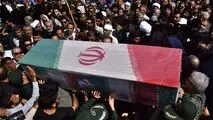 تشییع پیکر شهید مدافع حرم “مجید دیوانی”بر دستان مردم منطقه آزاد اروند
