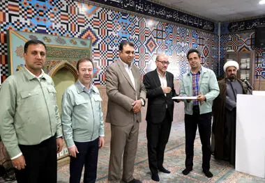 با حضور مشاور وزیر صمت انجام شد؛ تقدیر از خانواده‌های شهدا و ایثارگران شرکت فولاد هرمزگان


