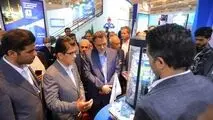 بازدید مدیرعامل شرکت ملی پالایش و پخش فرآورده‌های نفتی از غرفه هلدینگ پتروپالایش اصفهان