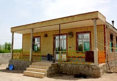 مسکن ملی در روستاها متری چند؟