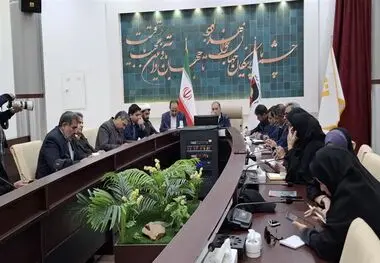 دکتر محمد جواد عسکری مدیرعامل شرکت سنگ آهن مرکزی:
شرکت در ۸ ماه ابتدایی سال جاری ۶۸۰ میلیارد تومان زیان دهی داشت


