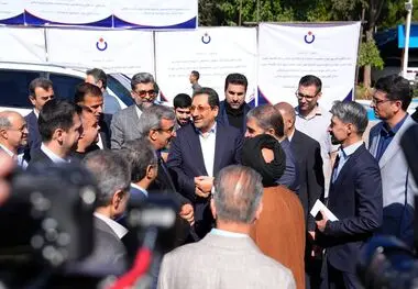 افتتاح فاز توسعه ای شرکت دانش بنیان داروسازی نصر فریمان با حضور وزیر صمت 