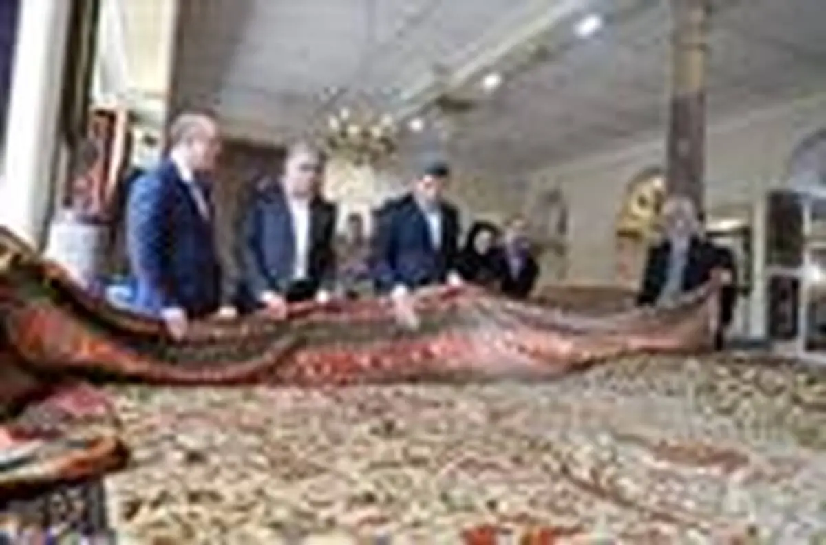 بازدید مدیرعامل بورس کالای ایران از شرکت فرش ایران
