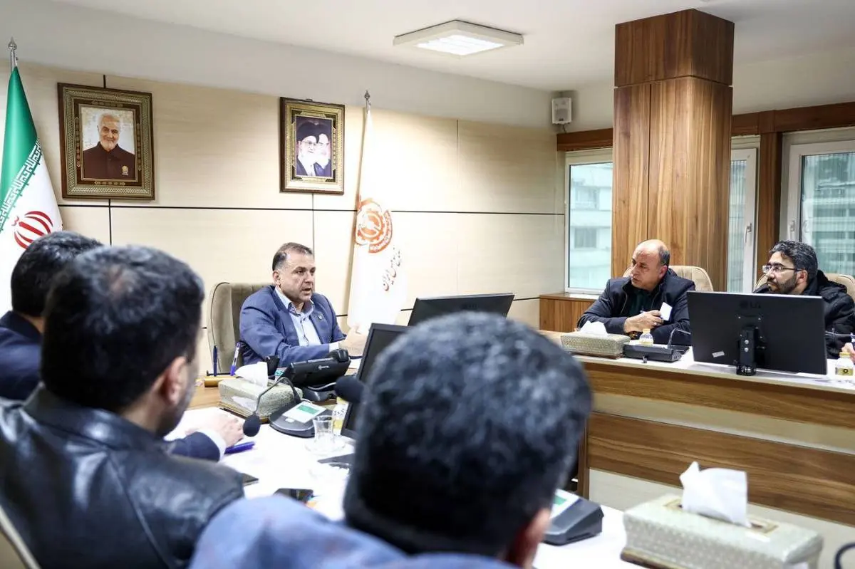 مدیرعامل شرکت ملی صنایع مس ایران در دیدار با نمایندگان کارگری تأکید کرد:
عدالت در پرداخت و ارتقای جبران خدمات کارگران در دستور کار شرکت مس