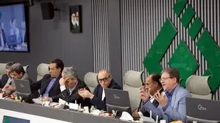 اقتصاد بیمه‌محور با پشتوانه علمی و پژوهشی قطعاً دست یافتنی است

