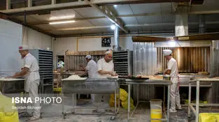 کمبود نان نداریم/ در صورت نیاز سهمیه آرد استان‌ها افزایش می‌یابد