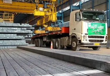 فولاد غدیر نی ریز فراتر از مرزها
ارسال اولین محموله صادراتی شمش فولاد غدیر نی ریز