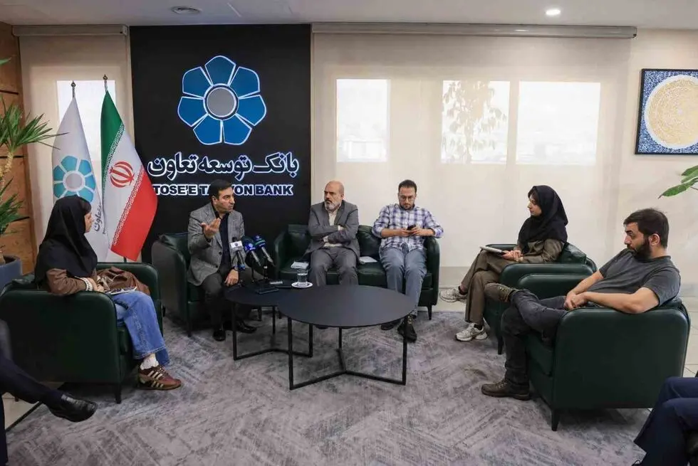 تقویت و توسعه تعامل با بخش تعاون، هدایت هدفمند اعتبارات به سمت تولید و گسترش ابزارها و سازوکارهای تأمین مالی زنجیره‌ای