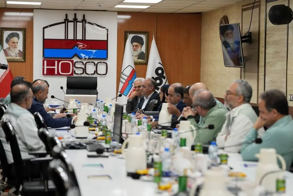 در بازدید مدیران سازمان مدیریت و برنامه‌ریزی استان‌های یزد و هرمزگان از فولاد هرمزگان انجام شد؛
بررسی پتانسیل‌های استان، آمایش سرزمینی و احصای چالش‌های فولادسازان هرمزگان