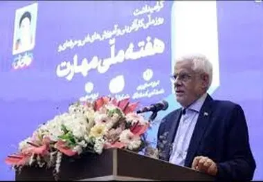 لزوم ارتباط بسیار نزدیک و تنگاتنگ با نهادهای علمی جهان 
