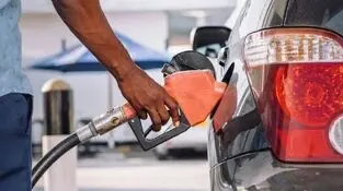 قیمت بنزین در ایران و چند نکته