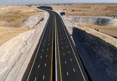  36 کیلومتر دیگر از آزادراه حرم تا حرم در محور گرمسار - سمنان امروز افتتاح شد.