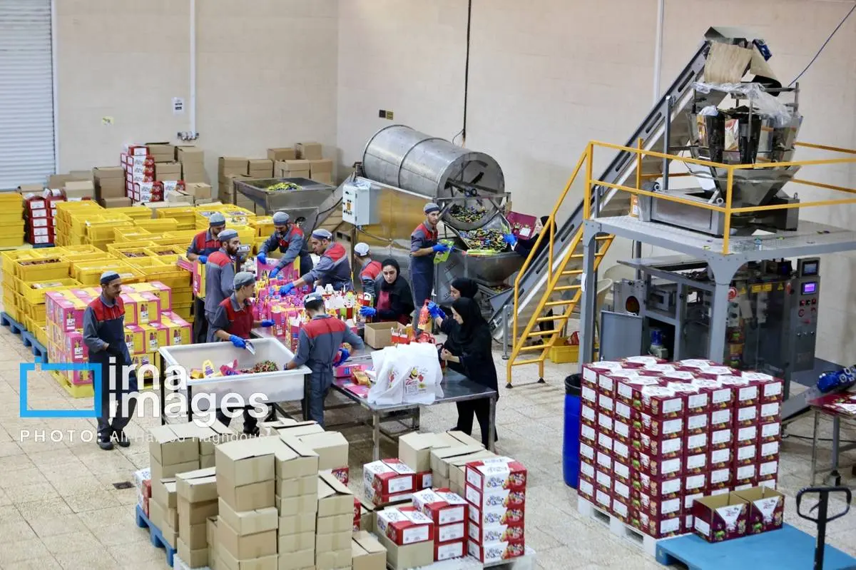 تدبیرهای ویژه وزارت صمت برای تأمین مواد اولیه صنایع