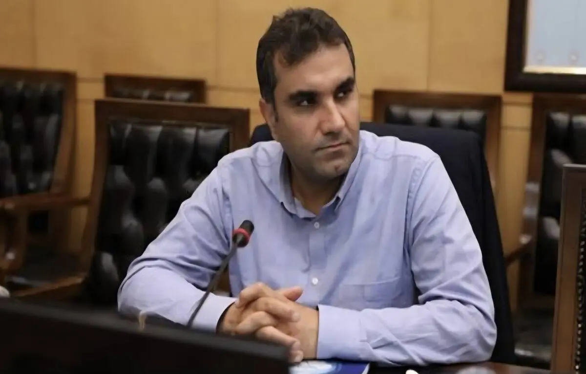 بازار خودرو زیر تیغ بی‌اعتمادی