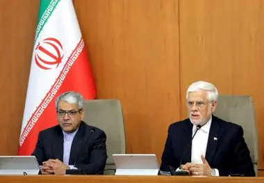 معاون اول رئیس‌جمهور با اشاره به اهمیت حفظ وحدت و انسجام ملی، گفت: نخبگان اظهاراتی مطرح نکنند که موجب کاهش وحدت و انسجام ملی شود