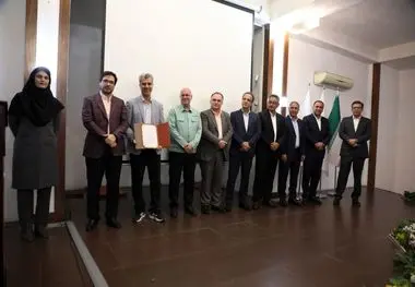 با حضور مدیرعامل و معاونان شرکت فولاد هرمزگان انجام شد؛
قدردانی از نفرات برتر جشنواره ارتقای بهره‌وری فولاد هرمزگان