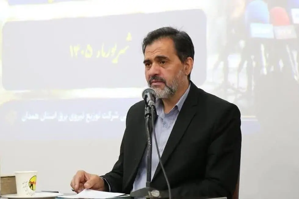 ۳۳۰۰ مگاوات نیروگاه خورشیدی در همدان پروانه احداث گرفت

