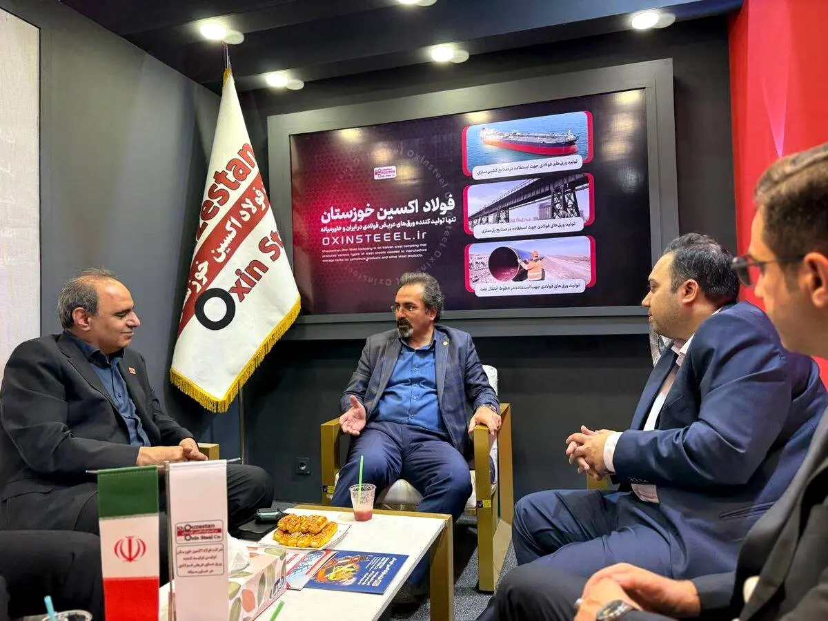 بازدید مدیرعامل هلدینگ صبا انرژی از غرفه فولاد اکسین خوزستان در پانزدهمین نمایشگاه معدن و صنایع معدنی ایران

